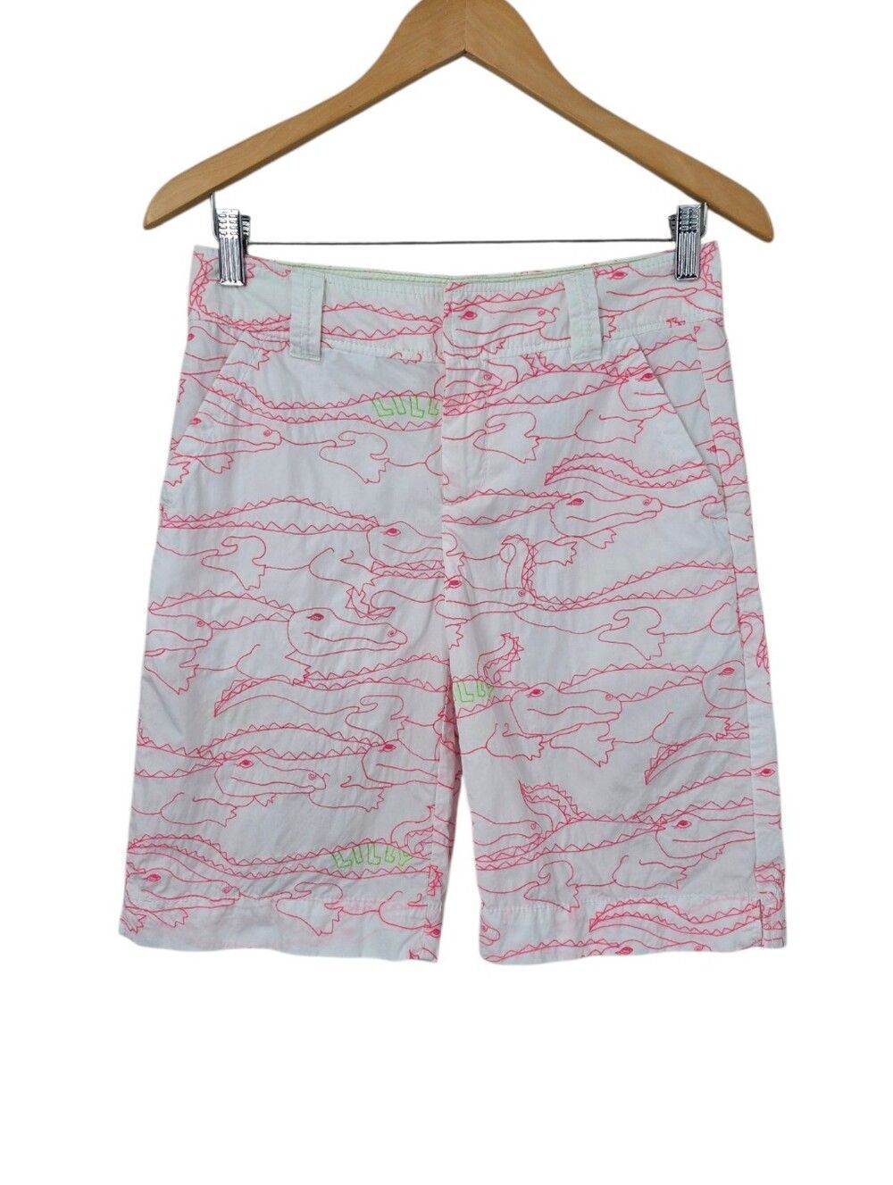Lilly Pulitzer Resort Fit White with Pink Alligator Embroidery Bremuda Shorts